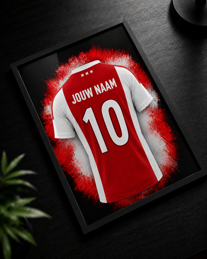 Close-up van gepersonaliseerde Ajax voetbalposter met zwarte lijst